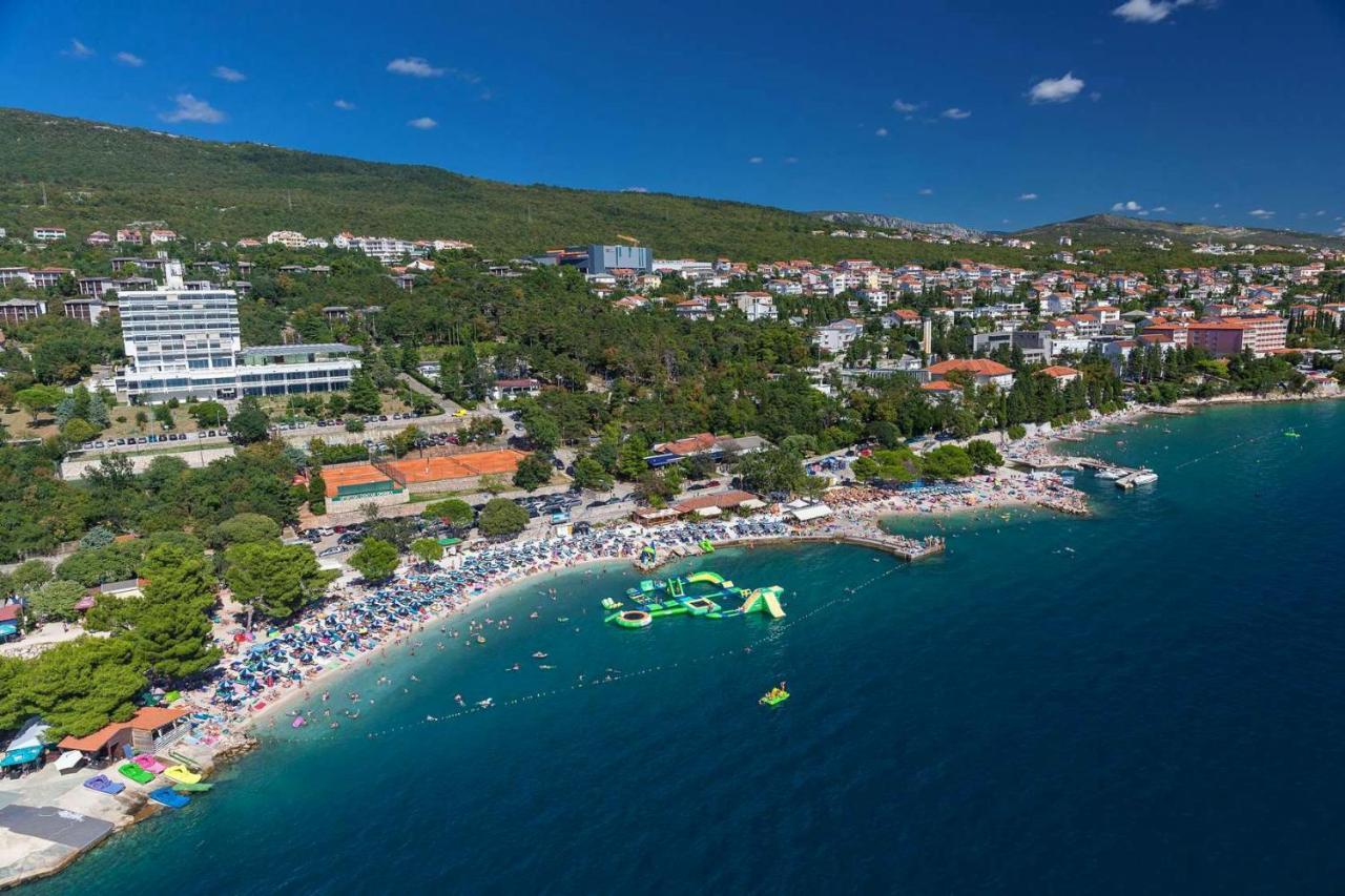 Apartments By The Sea Dramalj, Crikvenica - 2376 מראה חיצוני תמונה