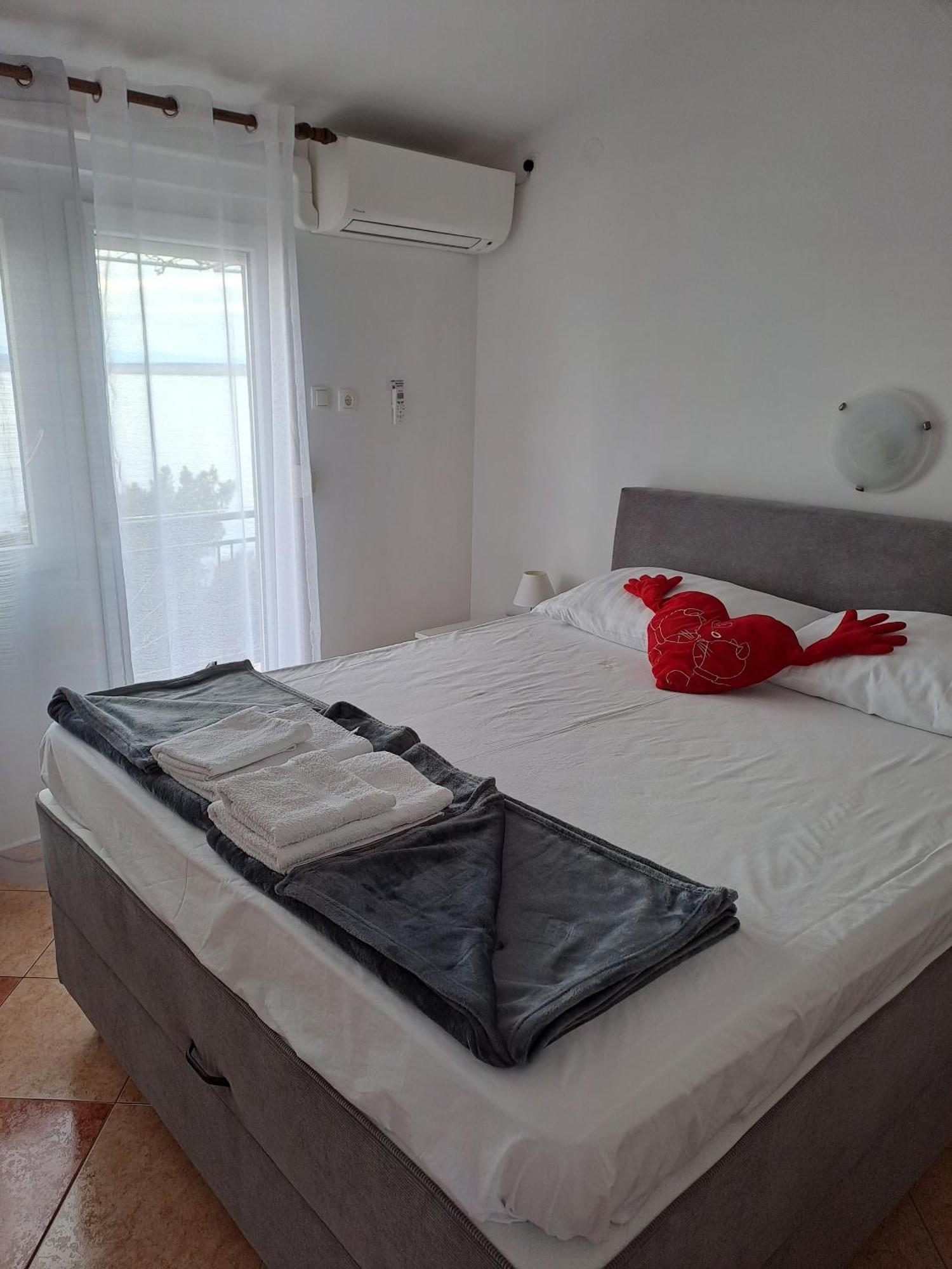 Apartments By The Sea Dramalj, Crikvenica - 2376 מראה חיצוני תמונה
